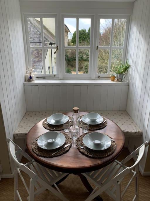Trinity Annexe An Adorable First Floor Light And Lofty Space Within An Aonb Godmanstone Экстерьер фото
